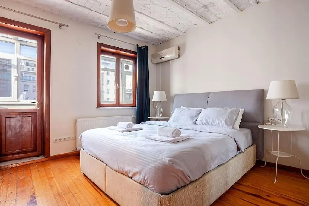 Apartamento Magnificent View, In The Center Estambul