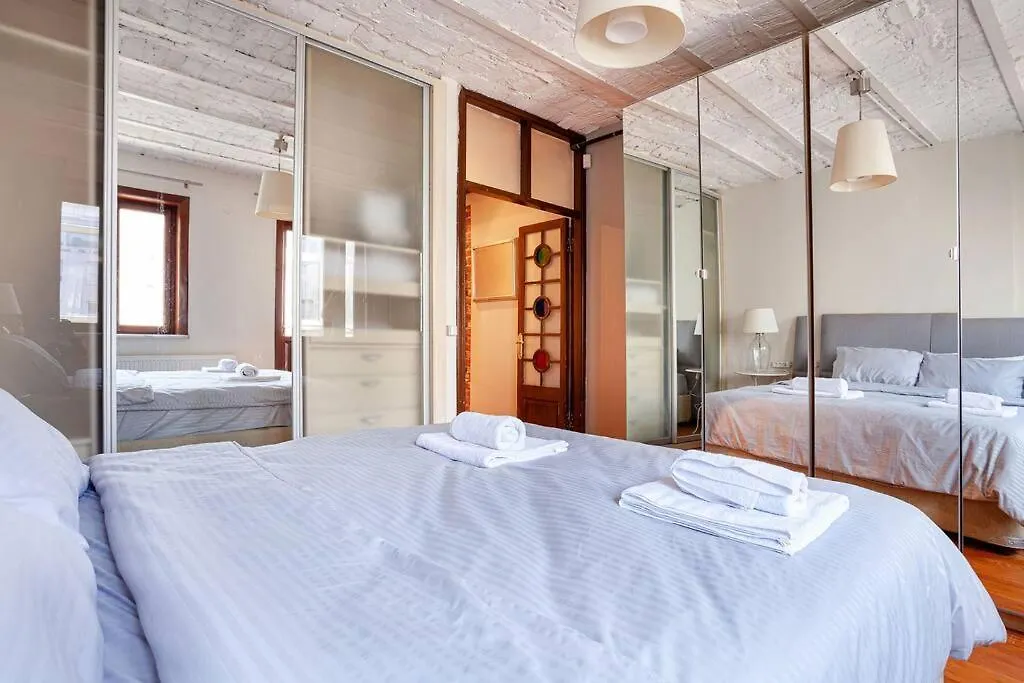 Apartamento Magnificent View, In The Center Estambul